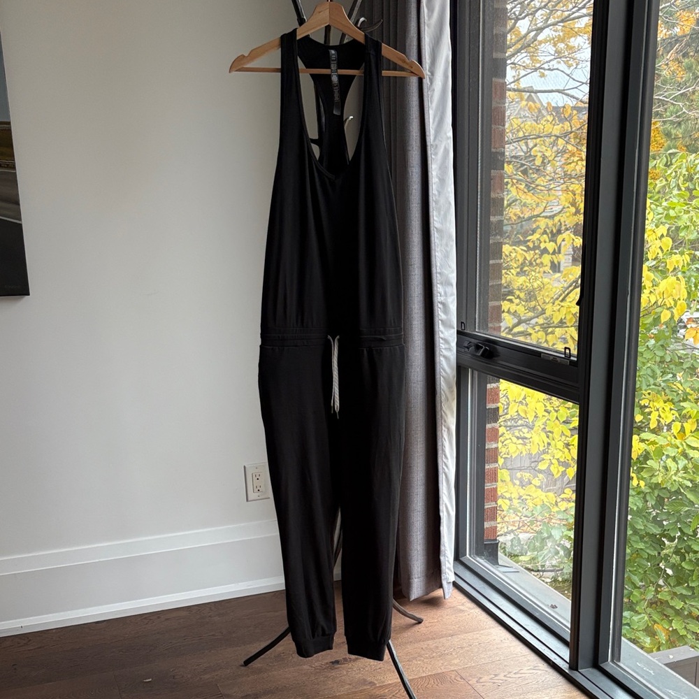 Vuori Black Women's Lux Jumpsuit, performance knit